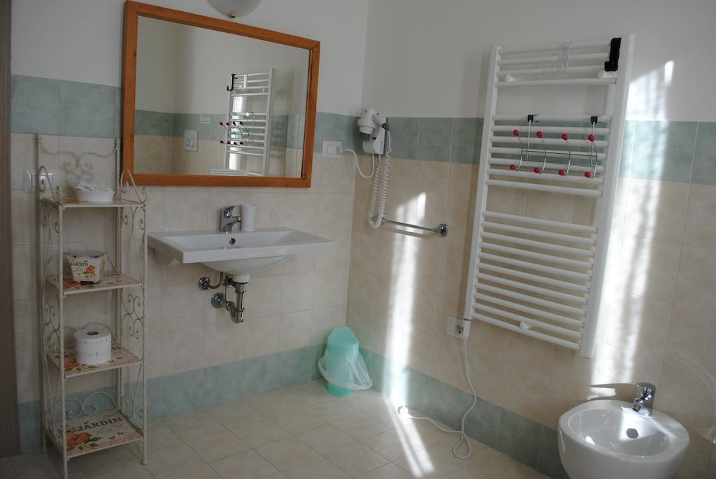 Bed and Breakfast Tellus Saturnia Pokoj fotografie